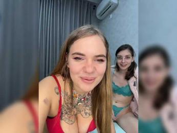 -kittens- webcam model stream image