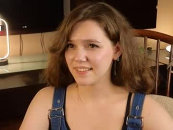 lyle_art webcam model stream image