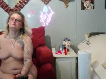tattooeddirtyteacher webcam model stream image