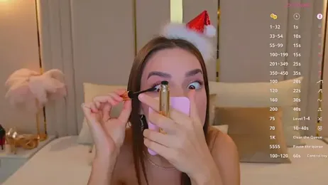 BellaHalles webcam model stream image