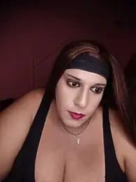 Strongshemail webcam stripchat model stream image