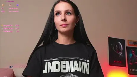 YaraAveiri webcam model stream image