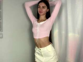 aliceqq webcam model stream image