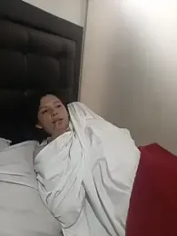 Aria_and_Dante webcam model stream image