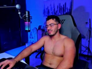 Bruno Oconer webcam model stream image