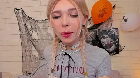 Blondy_Fina webcam model stream image