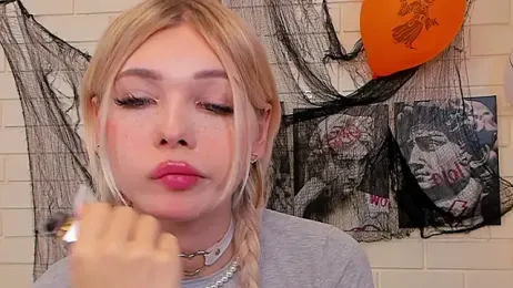 Blondy_Fina webcam model stream image