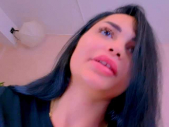 MichelleReys webcam model stream image