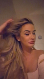 NyxBaroness webcam model stream image