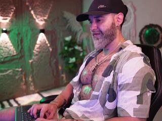 Logan Cardenas webcam model stream image