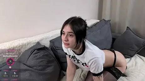 AnikaVelour webcam model stream image