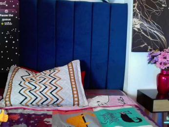 Violet-wish webcam model stream image