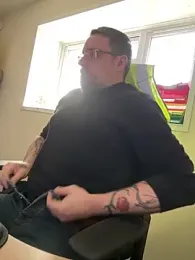 Otis_Firefly webcam model stream image