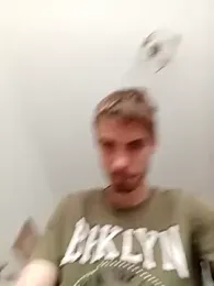 KidoXVII webcam stripchat model stream image