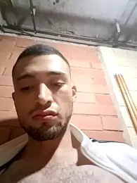 Suggarwhite18CM webcam model stream image