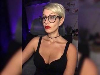 OhMyKosh webcam bongacams model stream image