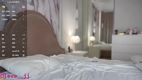 Eva_JJ webcam model stream image