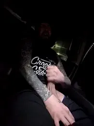 Beardedtattood webcam stripchat model stream image