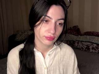 radiantluna webcam model stream image