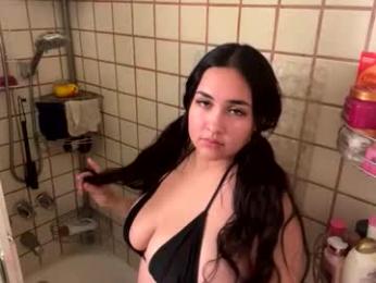 nikkinotnicki00 webcam chaturbate model stream image