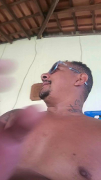 Juninho22cm webcam model stream image