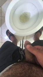 Juninho22cm webcam model stream image