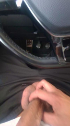 Luchino24cm webcam model stream image