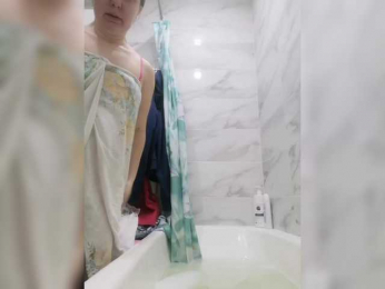 MylaLaRose webcam bongacams model stream image