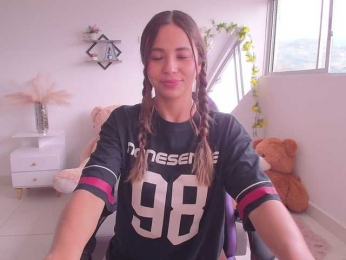 Anhika webcam bongacams model stream image