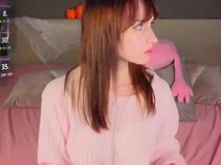 molly-rouge webcam model stream image