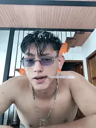 Hiroshi_Shen webcam model stream image