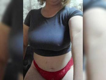 Coolgirl2020 webcam model stream image