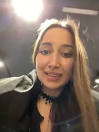 ICrazyOneIRL webcam model stream image