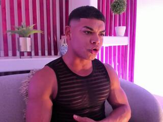 Bruce Stroud webcam model stream image