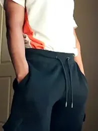 Cutesweetman webcam model stream image