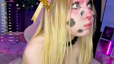 ElswythCovil webcam model stream image