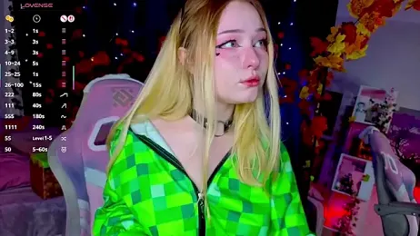 ElswythCovil webcam model stream image