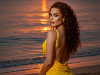 InesMoore webcam livejasmin model stream image