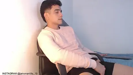 adam_levis17 webcam stripchat model stream image