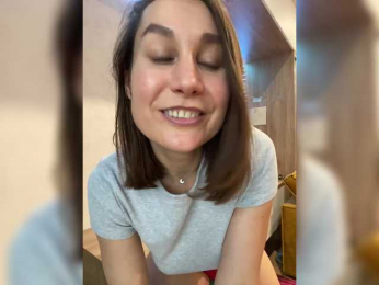 AliceLili webcam bongacams model stream image