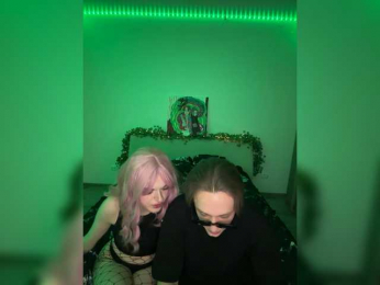 CRYBABYCRY webcam model stream image