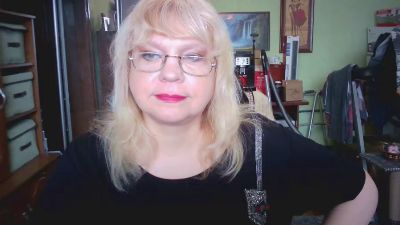 LOLA1972 webcam model stream image