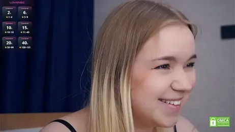 ZaraCreedon webcam stripchat model stream image