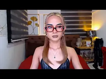 JuicyCockThea webcam stripchat model stream image