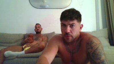 LatinCanarios webcam model stream image