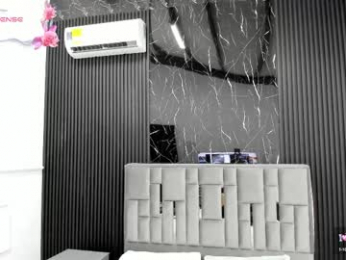 lolaangellx webcam model stream image