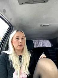 MerlinDave webcam stripchat model stream image