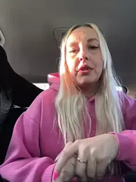 MerlinDave webcam model stream image