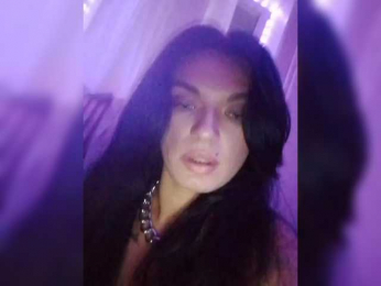 Laylay13 webcam bongacams model stream image