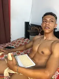 RickyEbony webcam model stream image